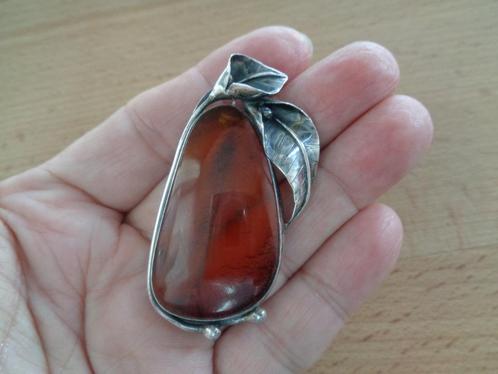 zilveren grote Art Deco broche met barnsteen [745], Sieraden, Tassen en Uiterlijk, Broches, Zo goed als nieuw, Zilver, Zilver