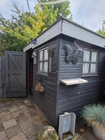 Schuurtje, tuinhuisje beschikbaar voor biedingen