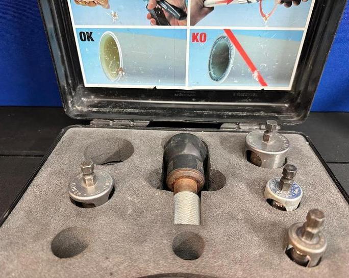 Henco Ontbraamset + Rems Draadsnijtang Airco Persbekken, Doe-het-zelf en Verbouw, Gereedschap | Handgereedschap, Nieuw, Ophalen of Verzenden