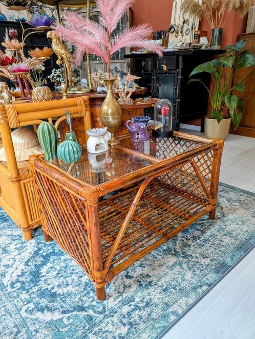 Vintage Rotan Tafel met Glazen Blad, Antiek en Kunst, Antiek | Meubels | Tafels, Ophalen