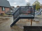 Stalen trap met bordes antraciet. Hoog 1,0 mtr. Nob170, Doe-het-zelf en Verbouw, Ladders en Trappen, Ophalen, Zo goed als nieuw