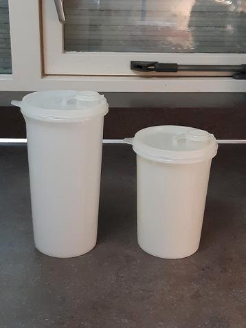 Tupperware vintage voorraad / schenk / sap kan rond beschikbaar voor biedingen