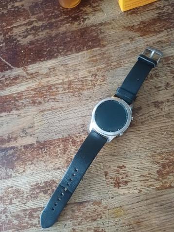 Smartwatch samsung gear s3 beschikbaar voor biedingen