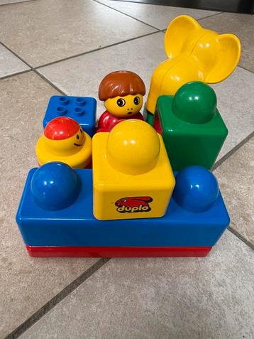 Lego Duplo voor babys beschikbaar voor biedingen