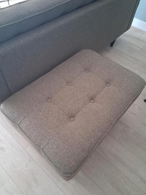 Hocker te koop aangeboden, Huis en Inrichting, Banken | Voetenbanken en Poefen, Zo goed als nieuw, Ophalen of Verzenden