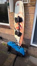 Kiteloose 56 Carbon Board, Flysurfer Kite +harnas & Zwemvest, Watersport en Boten, Kitesurfen, Twintip, Ophalen, Gebruikt, Kitesurf-set