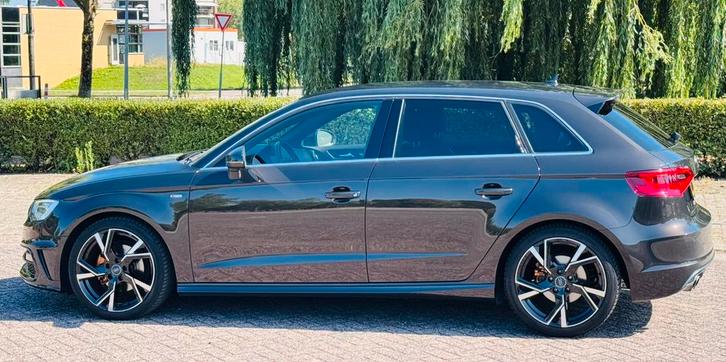 Audi A3 Sportback 3x S-Line S-Tronic, Auto's, Audi, Particulier, ABS, Achteruitrijcamera, Adaptive Cruise Control, Airbags, Airconditioning