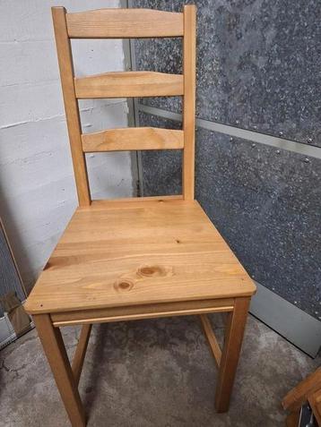 2 stoeltjes Ikea Hauga  beschikbaar voor biedingen