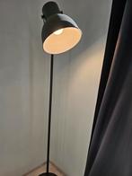 1 ikea vloerlampen + 2 ikea hanglampen 38 cm, Huis en Inrichting, Ophalen of Verzenden, Zo goed als nieuw