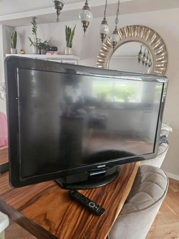 Philips TV 42inch beschikbaar voor biedingen