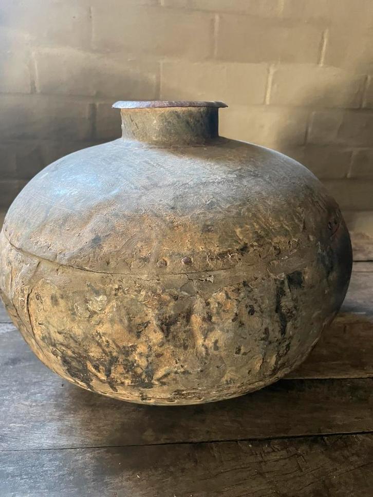 Metalen waterkruik, Huis en Inrichting, Woonaccessoires | Vazen, Zo goed als nieuw, Overige kleuren, Minder dan 50 cm, Overige materialen