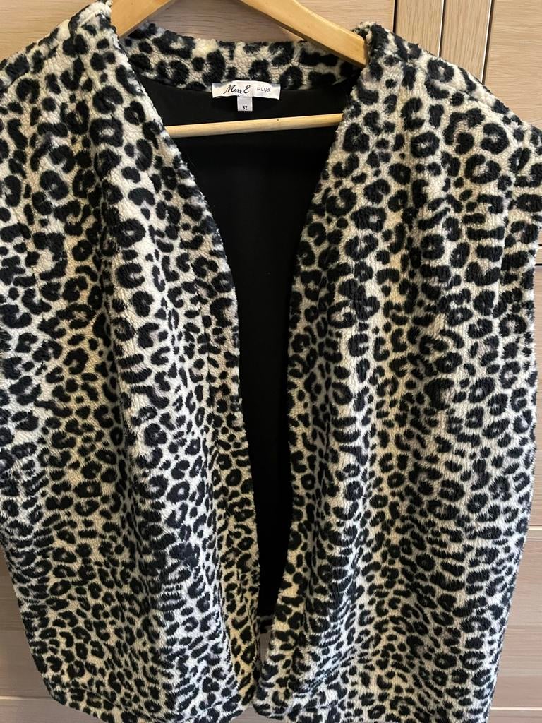 Leuke bodywarmer met print - Maat 52, Kleding | Dames, Bodywarmers, Ophalen of Verzenden, Zo goed als nieuw, Maat 46/48 (XL) of groter