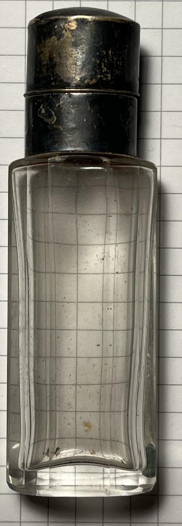 Parfumflesje met zilveren dop - Kristal - Antiek, Antiek en Kunst, Antiek | Glas en Kristal, Ophalen of Verzenden