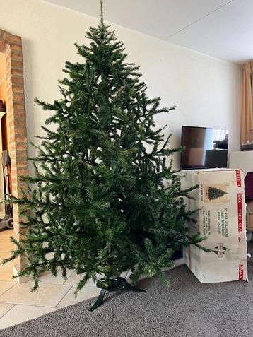 Goedkope Triumph kunst kerstboom . 230cm . Norwa Spruce . beschikbaar voor biedingen