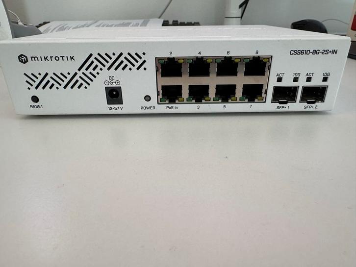 Mikrotik CSS610-8G-2S+IN Switch, Computers en Software, Netwerk switches, Gebruikt, Ophalen of Verzenden