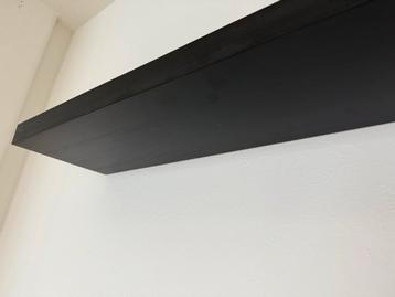 Twee Ikea LACK wandplanken 190cm - Onzichtbare bevestiging beschikbaar voor biedingen