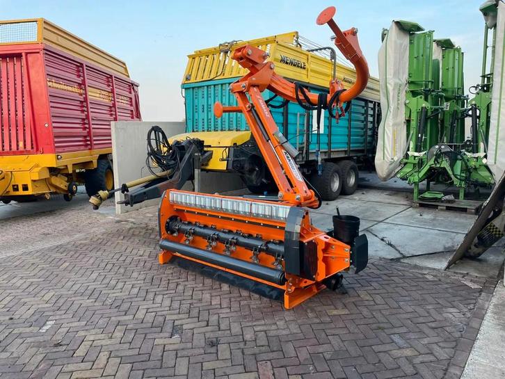 Samasz Kangu 190 (bj 2024), Zakelijke goederen, Agrarisch | Werktuigen, Overige, Oogstmachine