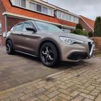 Alfa Romeo Stelvio 2.0 280PK  AT AWD 2017, Auto's, Alfa Romeo, Origineel Nederlands, Te koop, Zilver of Grijs, 5 stoelen