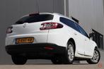 Renault Megane Estate 1.5 dCi Bose / Clima / Cruise / PDC /, Auto's, Voorwielaandrijving, Euro 5, Gebruikt, Zwart