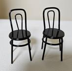 Miniatuur Thonet stoelen stoeltjes zwart metaal, Verzamelen, Decoratie, Ophalen of Verzenden, Zo goed als nieuw