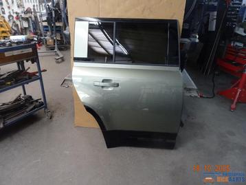 rechtsachter portier land rover defender L663  LR131380 beschikbaar voor biedingen