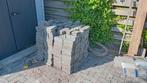 Gratis 300 (ongeveer 6m2) blauwe klinkers, Tuin en Terras, Tegels en Klinkers, Ophalen, Gebruikt, Beton, Klinkers
