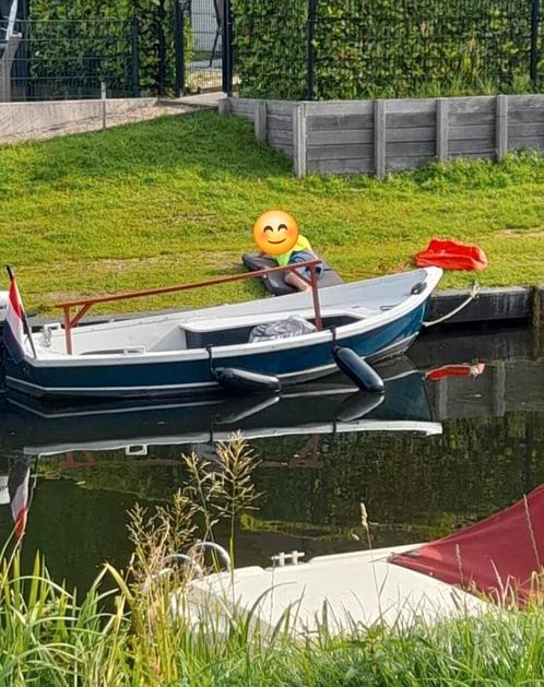 Nette sloep, Watersport en Boten, Sloepen, Gebruikt, Tot 10 pk, 3 tot 6 meter, Buitenboordmotor, Benzine, Hout, Ophalen
