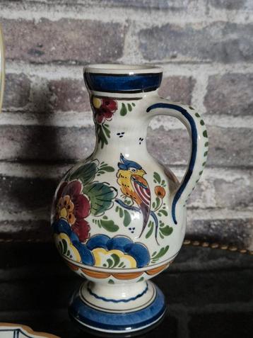 Makkum aardewerk kruik vaas beschikbaar voor biedingen