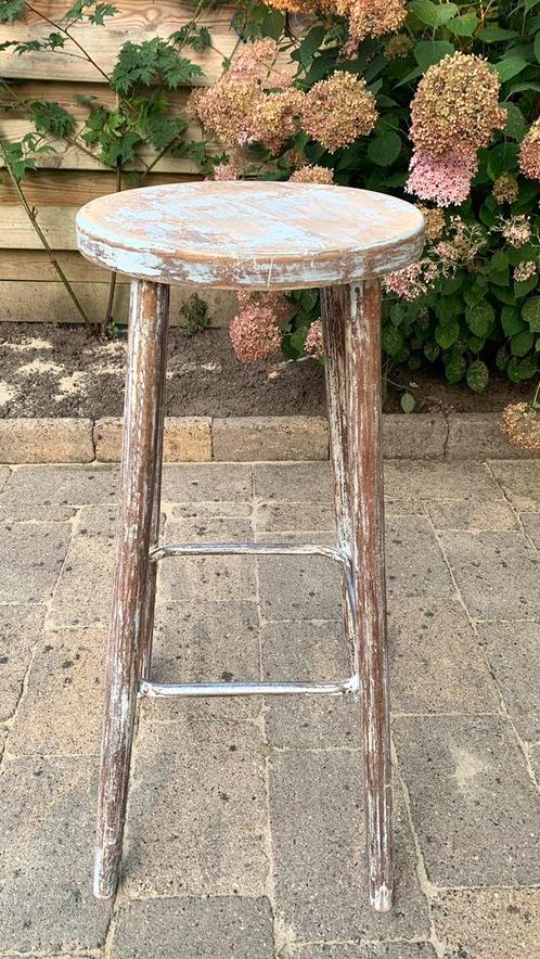 Brocante houten hoge kruk, Huis en Inrichting, Krukjes, Gebruikt, Hout, Ophalen