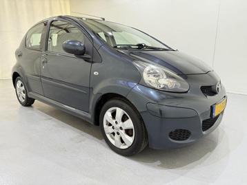 Toyota Aygo 5-Drs 1.0 Navigator Airco (bj 2012) beschikbaar voor biedingen