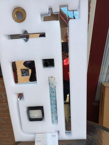 Badmengkraan voor vrijstaand bad beschikbaar voor biedingen