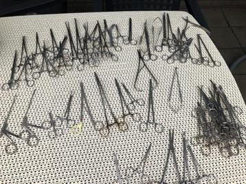 tk:PARTIJ van 65 medicinisch schaar ( Widia/Wigro/eascula .) beschikbaar voor biedingen