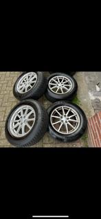 225/65 R17 102V 4 seizoen Kumho, 17 inch, Banden en Velgen, Gebruikt, Personenwagen