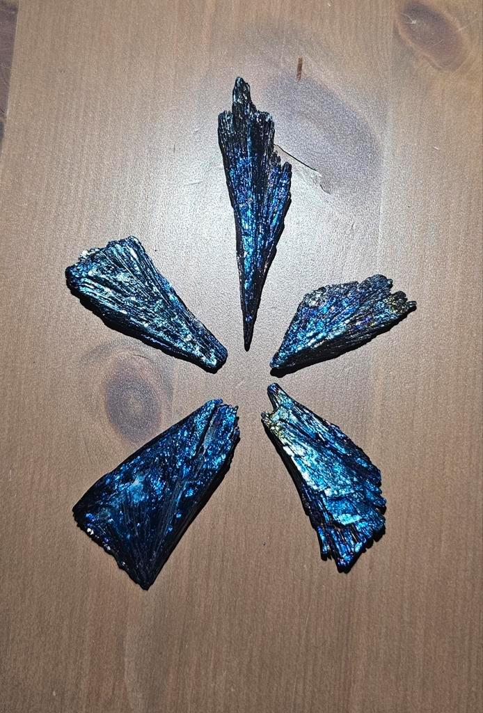 Ruwe Toermalijn steen, Verzamelen, Mineralen en Fossielen, Mineraal, Ophalen of Verzenden