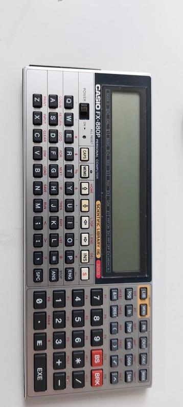 Casio FX-880P Personal Computer - Vintage Rekenmachine beschikbaar voor biedingen