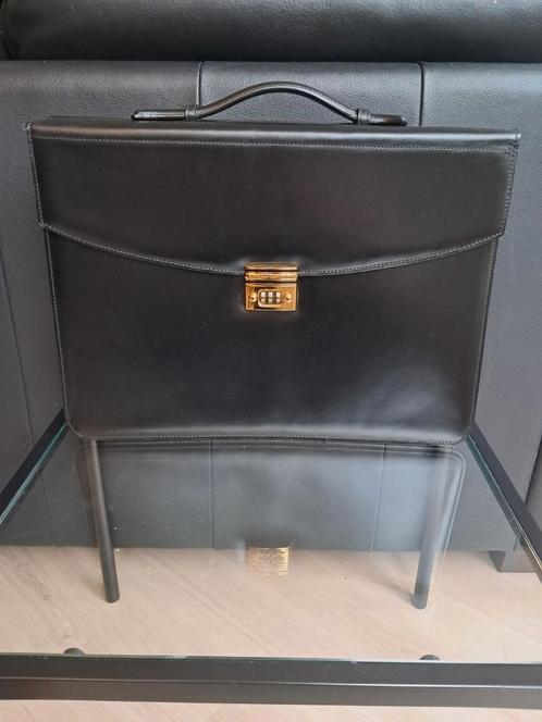 Montblanc Aktentas 30641, Sieraden, Tassen en Uiterlijk, Koffers, Nieuw, Leer, Minder dan 50 cm, Minder dan 35 cm, Slot, Ophalen of Verzenden