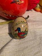 #pasen Antieke Pasen Automaten blikken Ei, Diversen, Pasen, T, Ophalen of Verzenden, Zo goed als nieuw, N