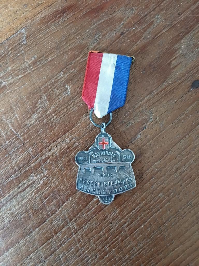 Medaille nationale reservistenmars Amersfoort 1958, Postzegels en Munten, Penningen en Medailles, Ophalen of Verzenden, Overige materialen