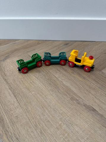 ZGAN geel groen vintage Brio trein 3 delig wagons set speelg beschikbaar voor biedingen