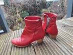 Rode leren laarsjes, maat 37/38, Ophalen of Verzenden, Gedragen, Rood