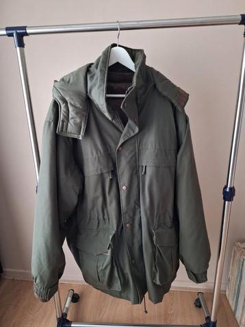 GREEN TRAIL WINTERJAS ( bijna nieuw ) beschikbaar voor biedingen