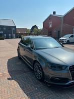 Audi A3 Sportback 3x S-Line, 4 cilinders, 150 pk, 1210 kg, Leder en Stof