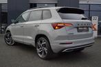 Skoda KAROQ 1.5 TSI DSG Sportline 150pk/Trekhaak wegklb./Pan, Auto's, Automaat, Huisgarantie, Karoq, Bedrijf
