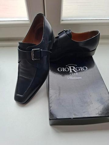 Heren schoenen  beschikbaar voor biedingen