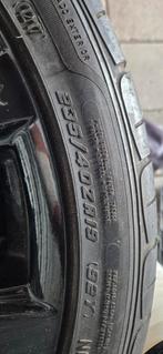 VW Brock 19 inch velgen met zomerbanden 235/40ZR19, 19 inch, Gebruikt, Banden en Velgen, Ophalen of Verzenden
