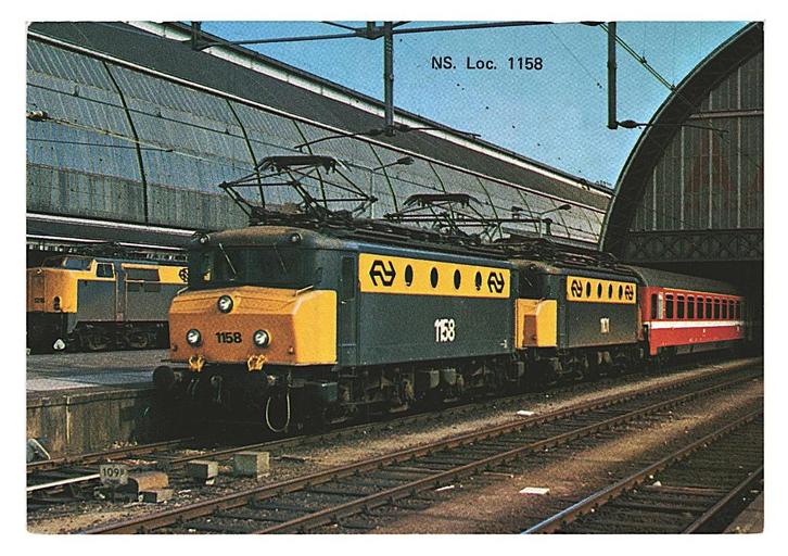 943929 Amsterdam NS Loc 1158 _Gelopen met mooie zegel, Verzamelen, Ansichtkaarten | Nederland, Gelopen, Noord-Holland, 1980 tot heden