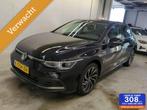 Volkswagen Golf 1.5 TSI Style | Camera | Navi | LED |, Voorwielaandrijving, Euro 6, 4 cilinders, Zwart
