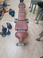 Technogym selection line adjustable bench, Sport en Fitness, Fitnessmaterialen, Ophalen, Gebruikt, Fitnessbank