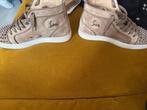 Christian Louboutin Maat 39 suede spikes NIEUW PRIJS 895€, Ophalen, Christian Louboutin, Overige kleuren, Sneakers of Gympen