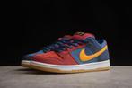 SB Dunk Low Barcelona, Ophalen of Verzenden, Zo goed als nieuw, Blauw